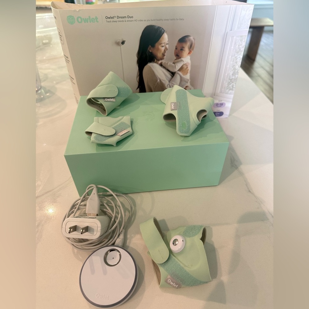 Owlet Dream Sock Baby Monitor in Mint Green